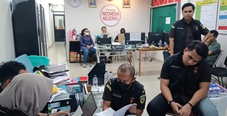 kejari tangerang geledah pkbm indonesia negeriku kosambi