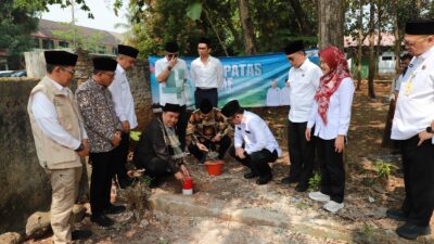 6.000 Bidang Tanah Wakaf di Banten Belum Bersertipikat, BPN Gas Jemput Bola Foto 3 = bukti “jemput bola” & “pasang tanda batas”. Literal banget.