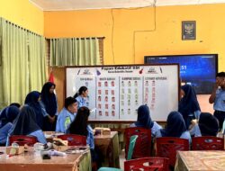 Gila! Dosen UIR Ajarin Siswa SMAN 2 Siak Hulu Debat Soal Kebun Sawit Pake Deep Learning