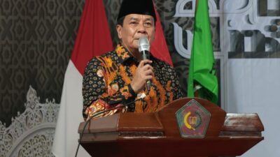 Datangi Wisuda Santri di Tigaraksa, Bupati Maesyal: Jangan Putus Sekolah, Manfaatkan Beasiswa Gratis