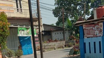 TANCAP TIANG INTERNET DI PEKARANGAN WARGA DI DUGA TANPA IZIN, MYREPUBLIC TERANCAM DIPOLISIKAN