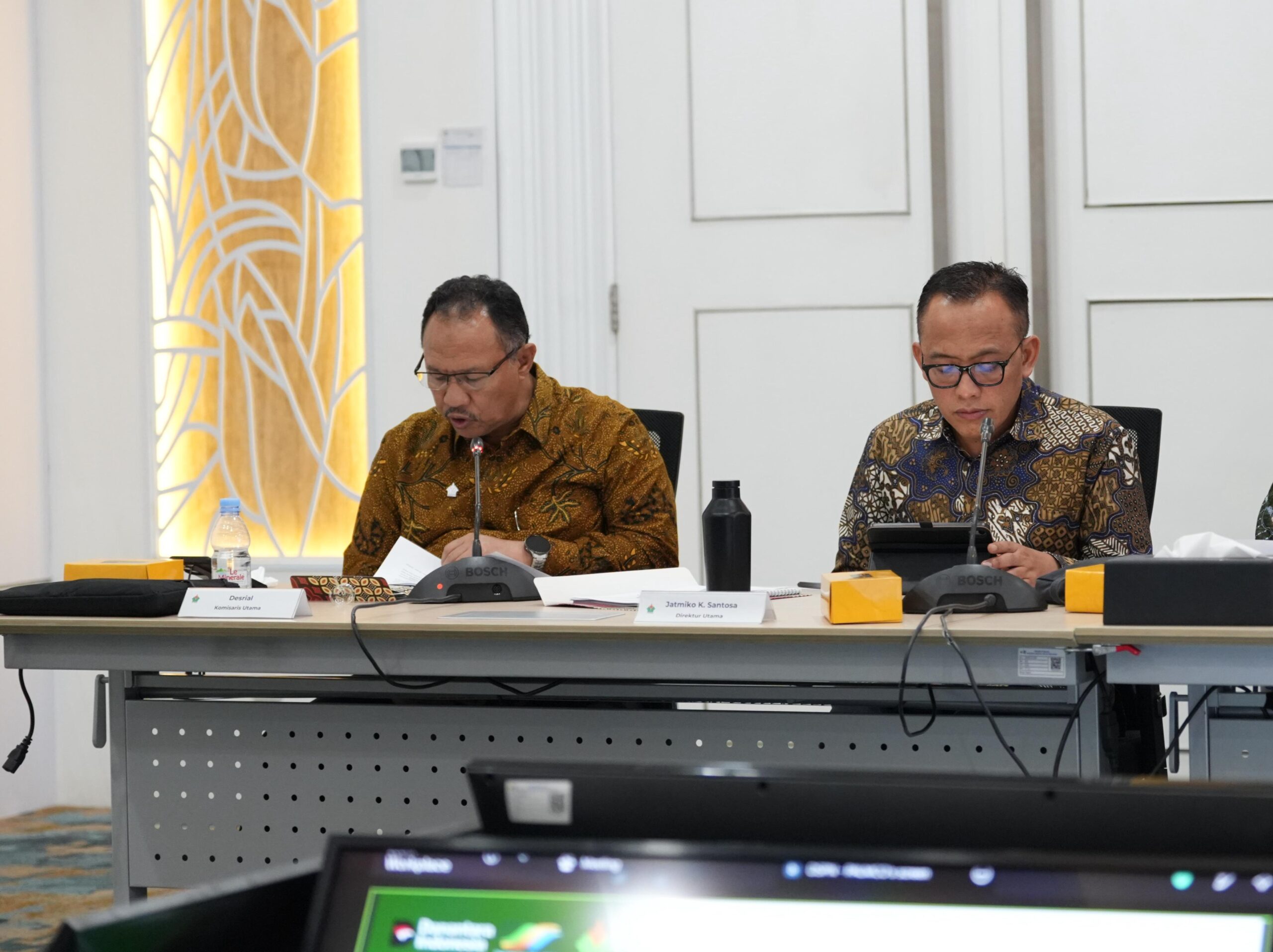 jatmiko k santosa dirut ptpn iv palmco rups 2025 laba 708 triliun [image_id: 0]
