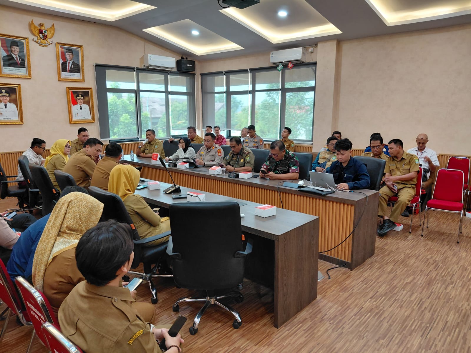 Peserta rapat koordinasi Festival Cisadane 2026 dari Polres TNI dan OPD Kota Tangerang