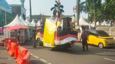 FORUM KOMUNIKASI UMAT DEMO DI DEPAN MUI KOTA TANGERANG, SOROTI PEMILIHAN KETUA MUI NEGLASARI