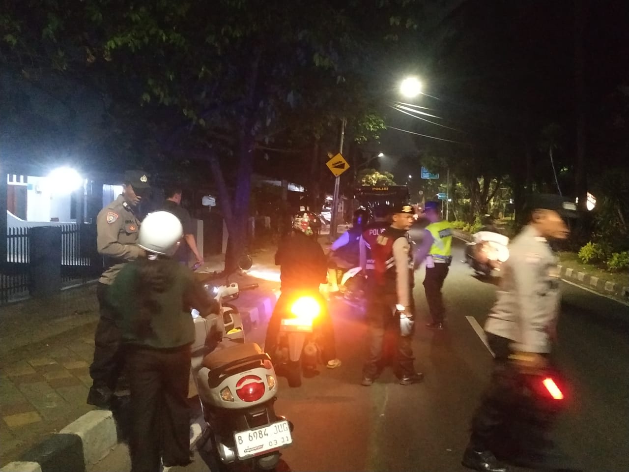 Razia pengendara motor oleh Polsek Tangerang di TMP Taruna