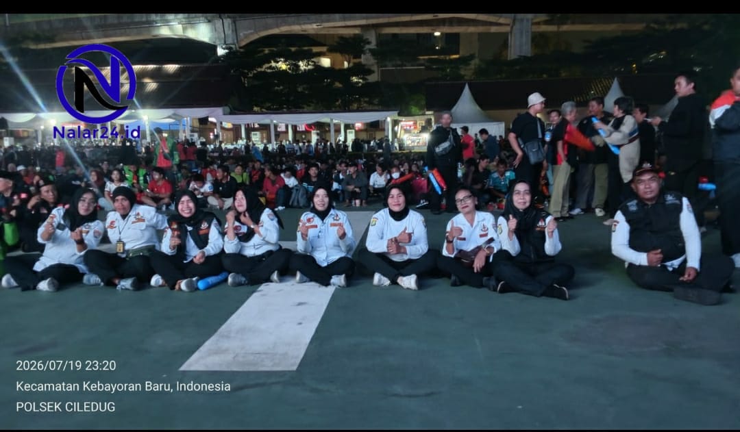Pokdarkamtibmas Tangerang Kota foto bersama di Mabes Polri`