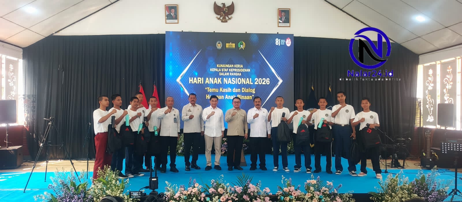 KSP Dudung dan Menteri Imipas serahkan paket alat tulis kepada anak binaan LPKA Tangerang
