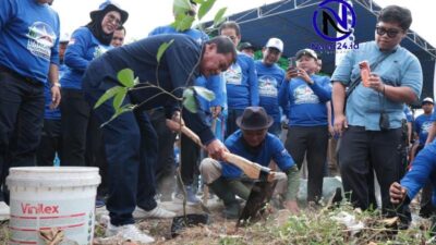 bupati maesyal rasyid tanam pohon langit biru cikupa