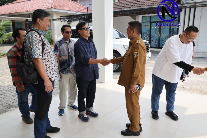 kedatangan tim lumbung dongeng nuswantara disambut andra soni banten