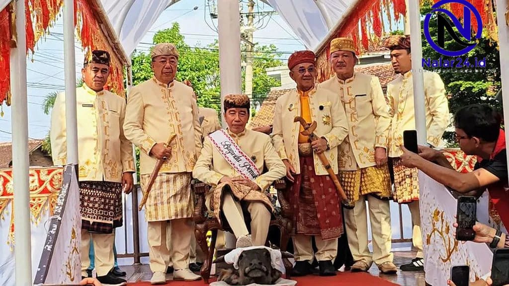 jokowi baju adat solo basis keluarga politik jawa tengah
