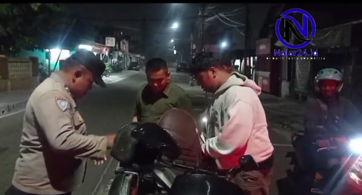 polsek tangerang cek surat kendaraan patroli malam