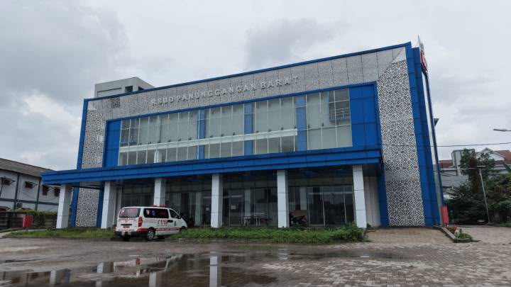 Fasad RSUD Panunggangan Barat Kota Tangerang menjelang soft launching UGD 24 jam