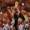 KEMPES, MARADONA, MESSI JUARA!  TAPI RAKYAT ARGENTINA TETAP MISKIN?