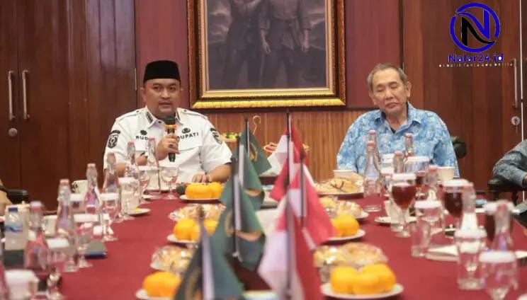 Bupati Bogor Rudy Susmanto dan Jusuf Hamka bahas pembangunan Tol Depok Antasari Salabenda