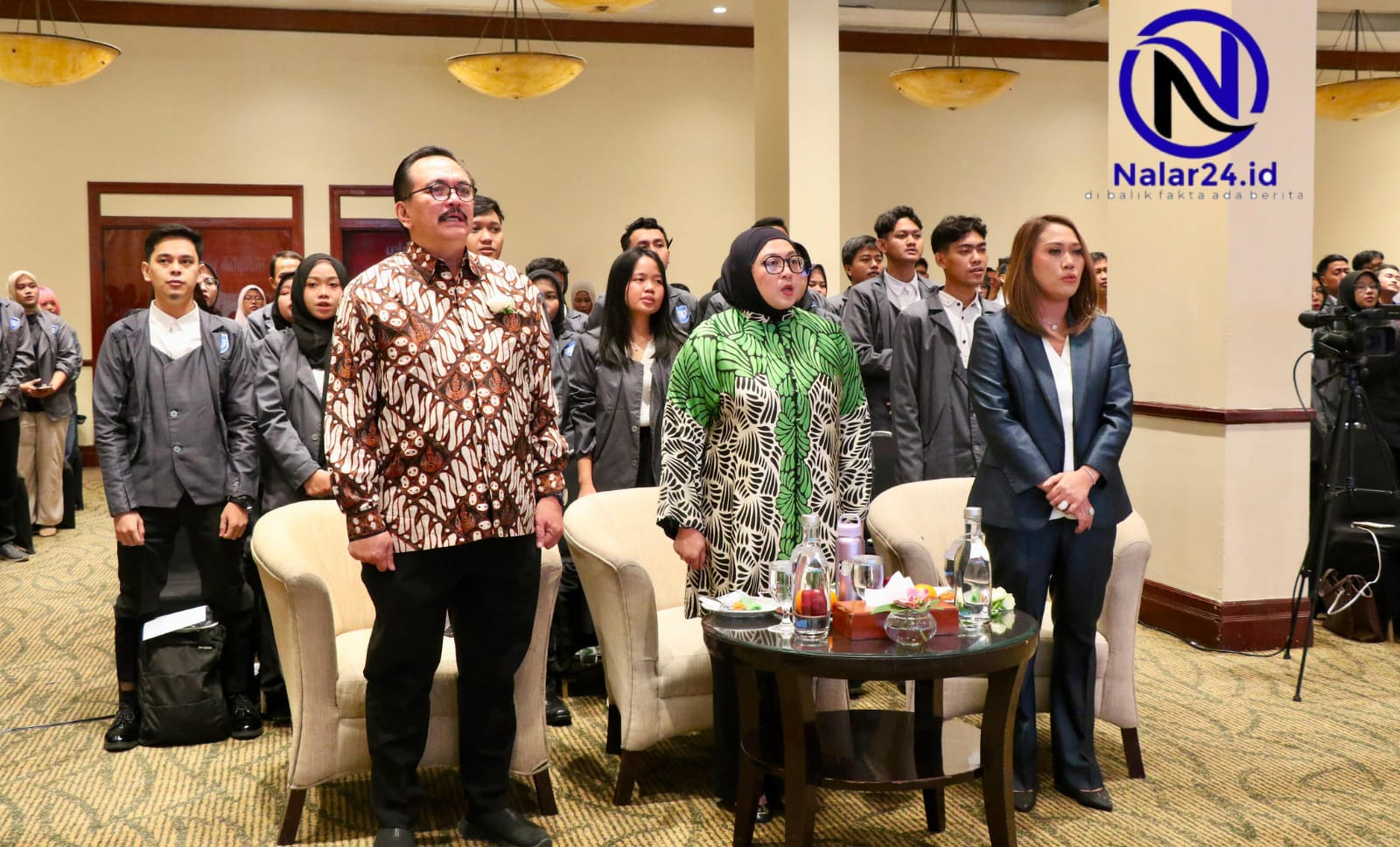 Pelepasan mahasiswa TAU Tangerang`