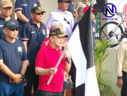 Sekda Soma Lepas Jalan Santai HUT Ke-81 RI di Kecamatan Sukamulya