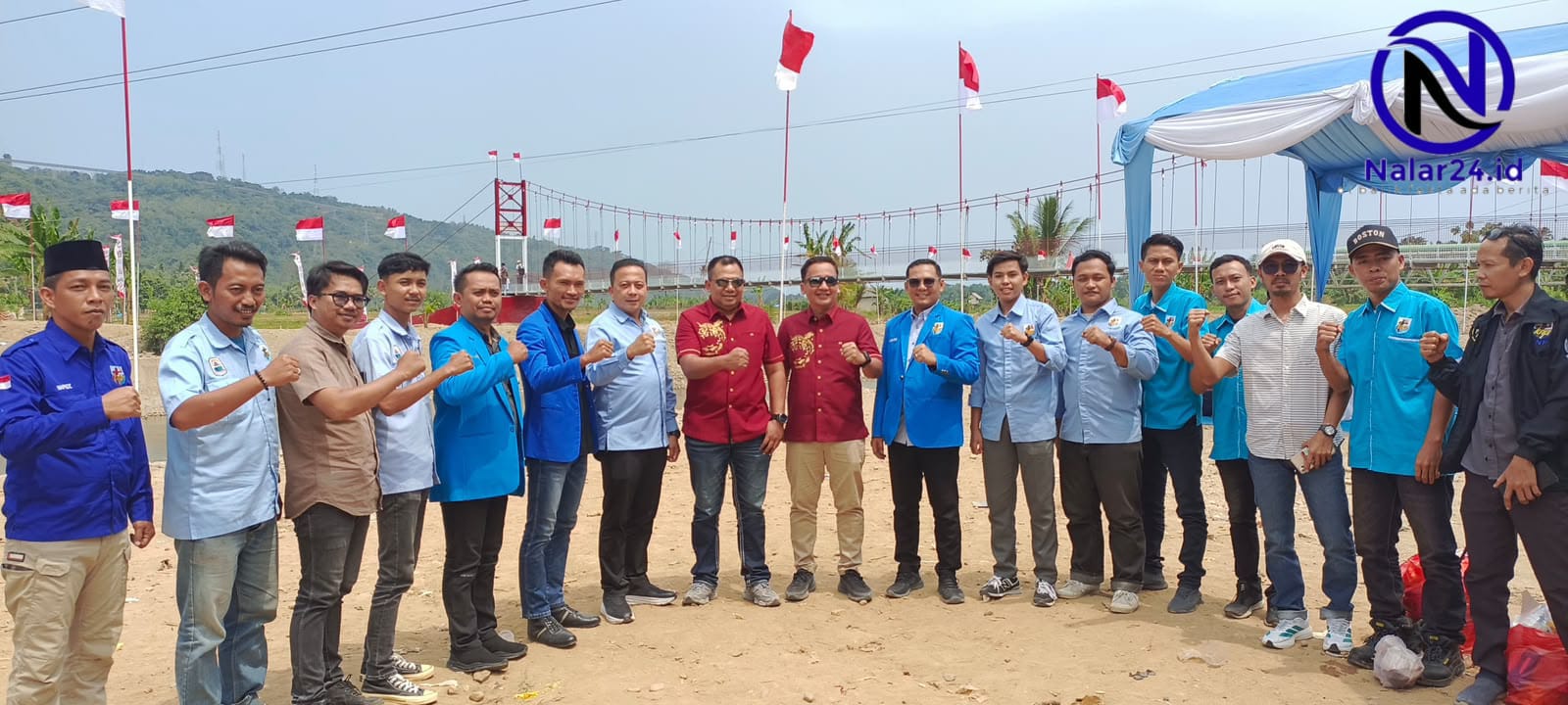 pengurus knpi banten peresmian jembatan tni polri bayah