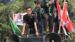 HMI dan GMNI Demo di Depan Gedung Bupati Tangerang Soroti 13 Tuntutan