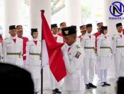 Bupati Serang Kukuhkan 55 Paskibraka, Harap Jadi Teladan Generasi Muda* _Alternatif:_ Dari 700 Peserta, 55 Paskibraka Kabupaten Serang Siap Bertugas di HUT RI ke-81