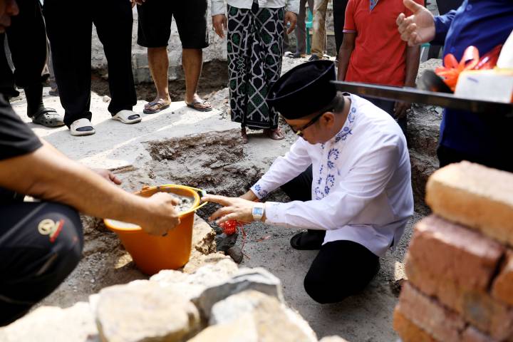 wawali maryono peletakan batu pertama musala islahuddaroin