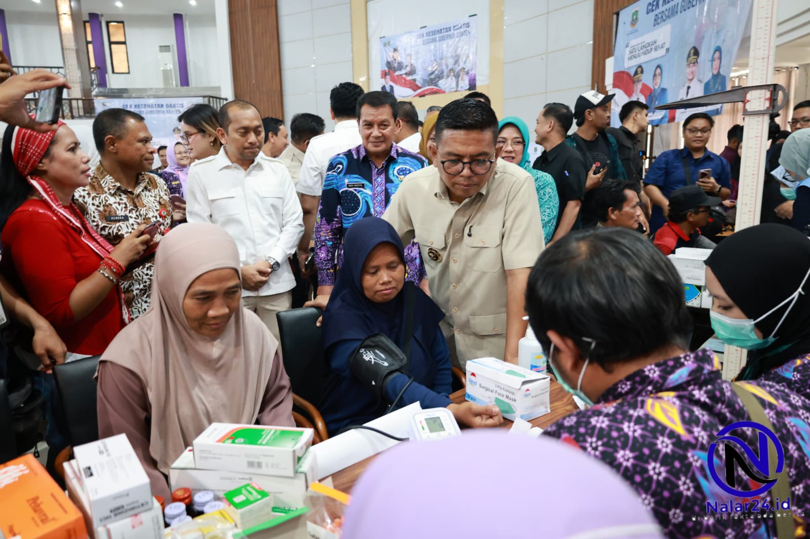 Gubernur Andra Soni tinjau CKG di Gedung Kitri Bakti Kabupaten Tangerang