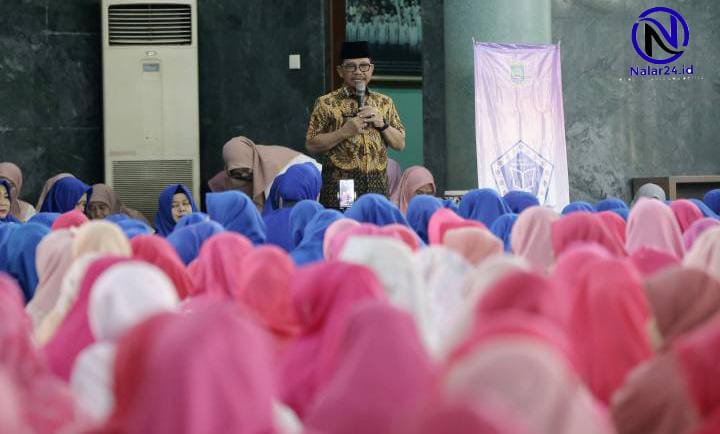 Wali Kota Tangerang berikan sambutan pada acara Milad ke-12 Format AK