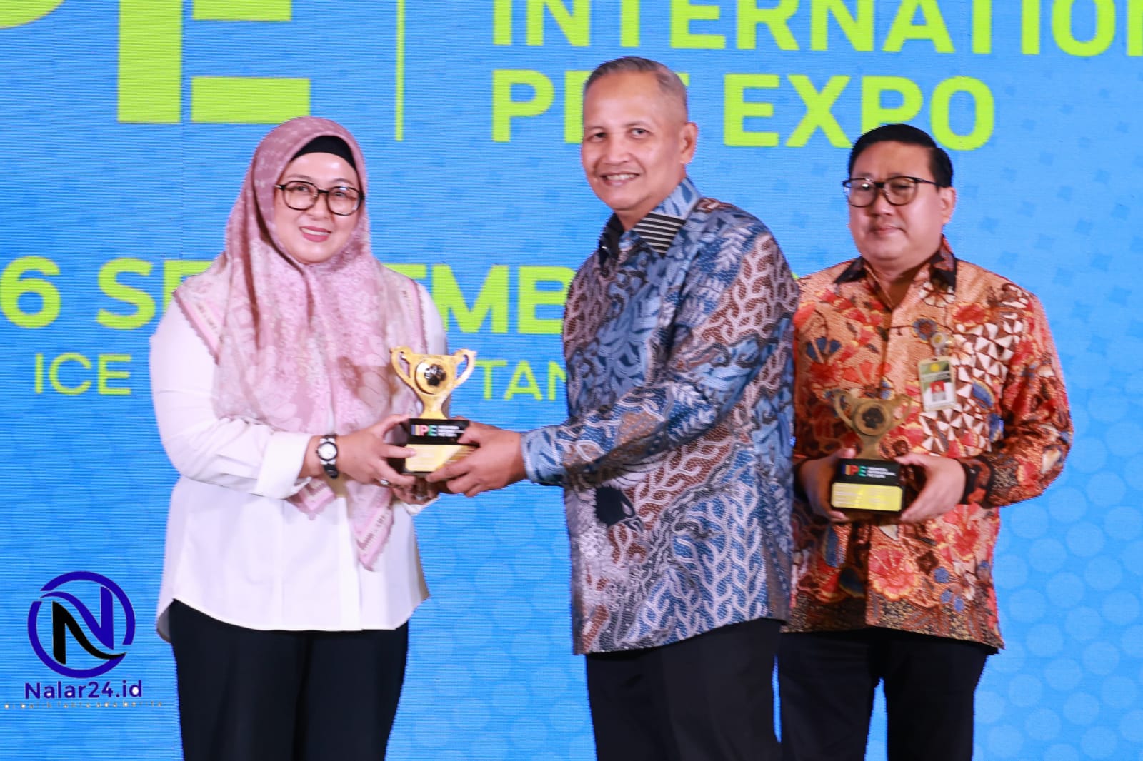 Wabup Intan terima penghargaan IIPE 2026