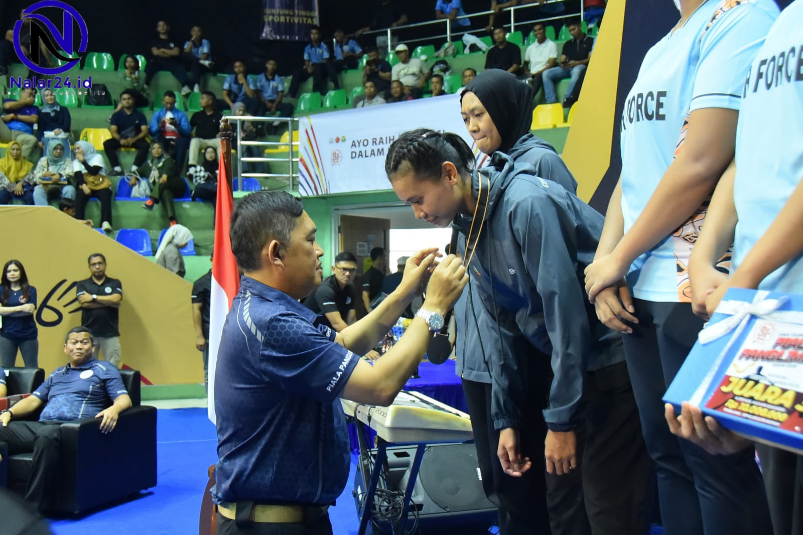 Sportivitas piala panglima TNI penyerahan medali