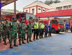 BPBD Kota Tangerang Gerak Cepat Semprot Jalanan Akibat Dampak Debu Vulkanik Krakatau