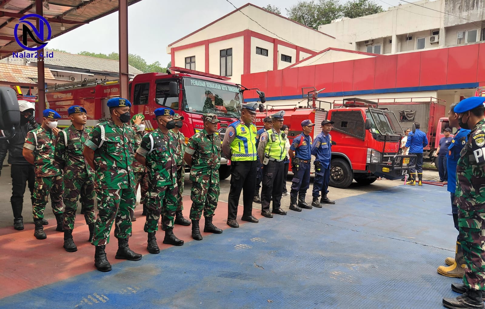 Apel gabungan BPBD TNI Polri Damkar Kota Tangerang penyemprotan debu vulkanik