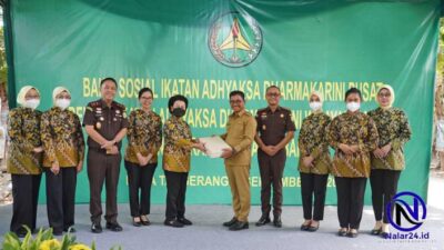 Wali Kota Sachrudin Terima Bantuan Simbolis dari IAD Pusat di Neglasari