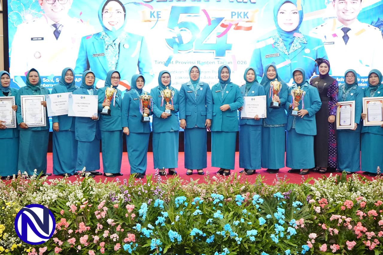 TP-PKK Kabupaten Tangerang terima penghargaan Juara Umum di Pendopo Gubernur Banten