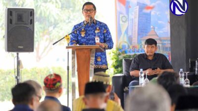 Close up Wakil Wali Kota Tangerang H. Maryono saat membuka Sarasehan Ormas