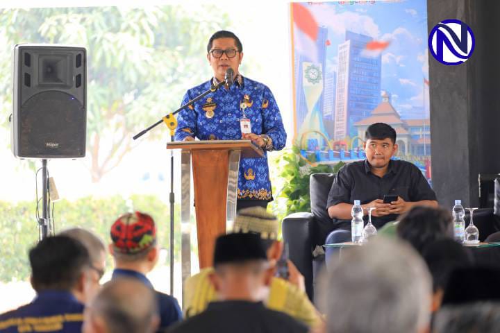 Close up Wakil Wali Kota Tangerang H. Maryono saat membuka Sarasehan Ormas