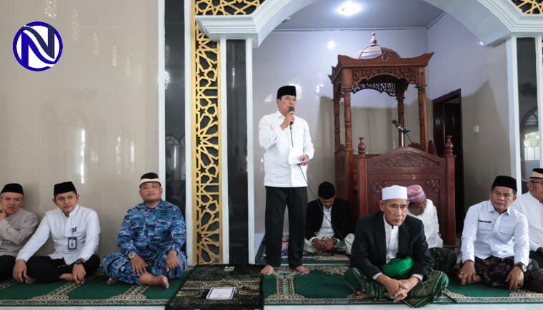 Bupati Tangerang Maesyal Rasyid dialog dengan warga saat Jumling di Masjid Nurul Falah