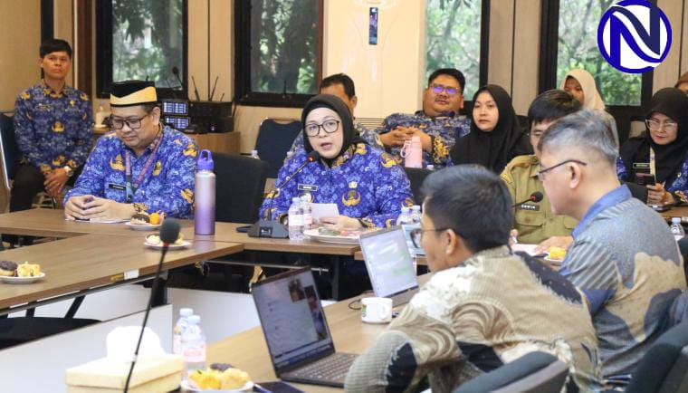 Wakil Bupati Tangerang Intan Nurul Hikmah membuka seleksi wawancara Lomba Kreativitas dan Inovasi Kanvas Gemilang 2026 di Ruang Rapat Sinergi Bappeda Kabupaten Tangerang