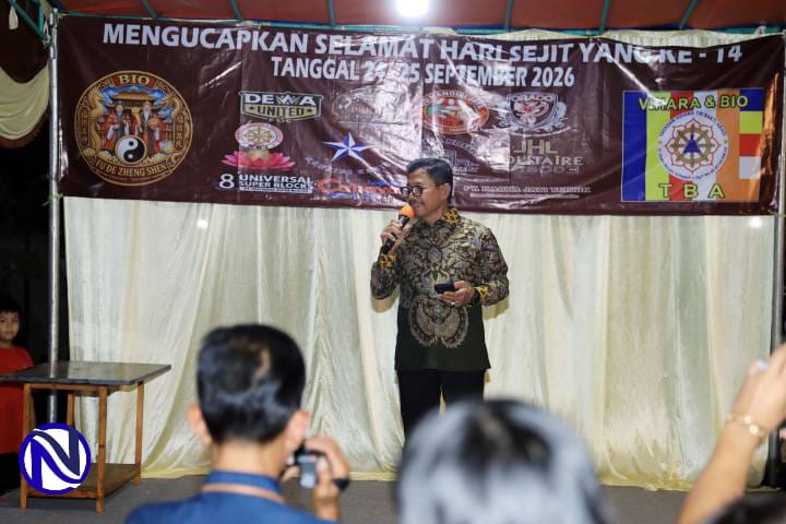 Wali Kota Tangerang H. Sachrudin menyampaikan sambutan pada Kirab Budaya Perdana Ruwat Bumi sekaligus peresmian Vihara Tri Bakti Abadi, Bio Fu De Zheng Shen dan Pendopo Banten
