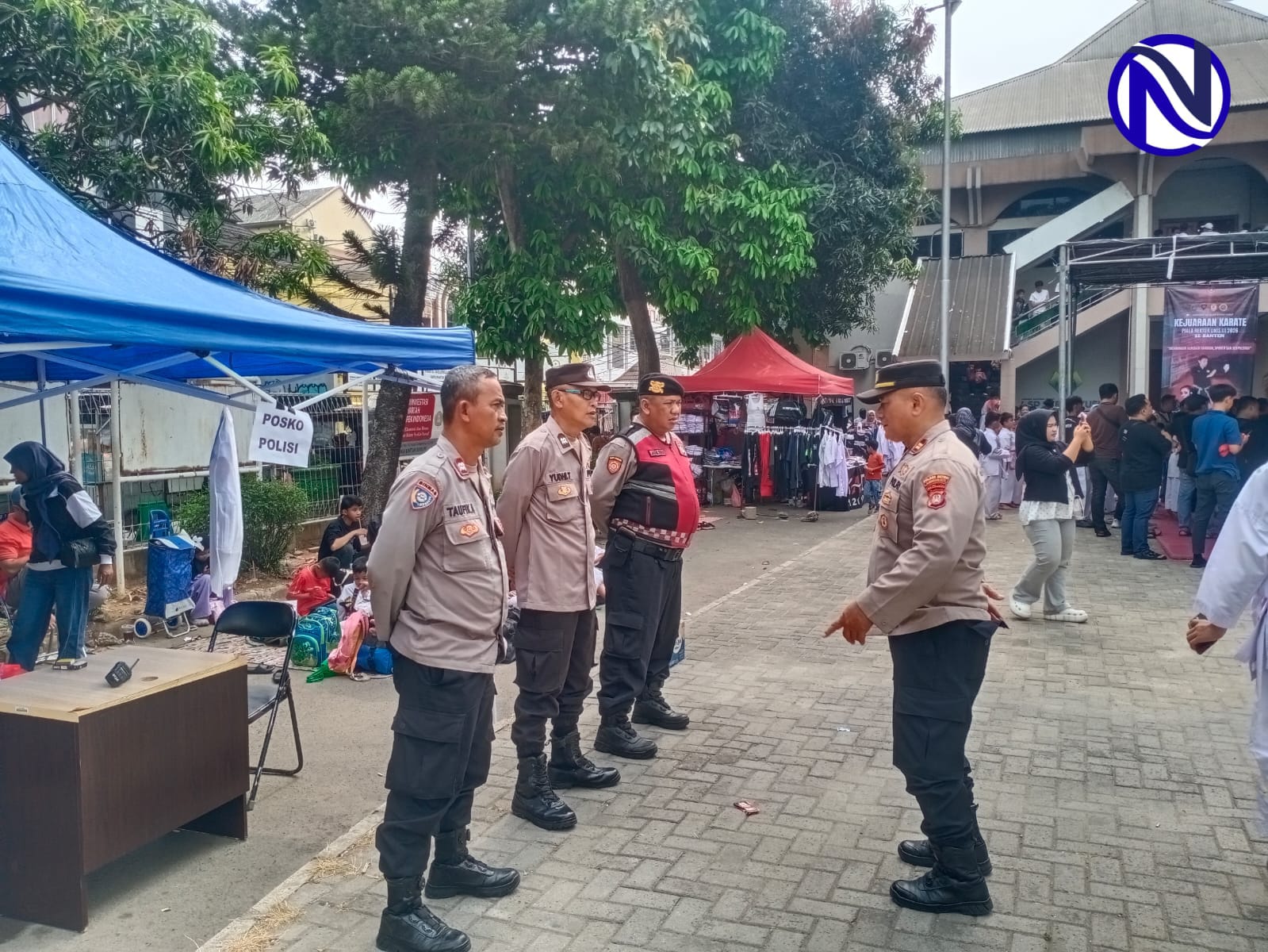 Polsek Tangerang apel pengamanan Kejuaraan Karate Piala Rektor III UNIS 2026