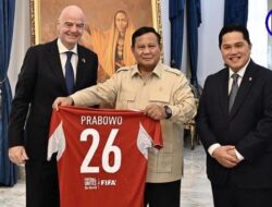 Presiden Prabowo Dapat Jersey Timnas Nomor 26 dari Presiden FIFA Gianni Infantino Football Unites The World