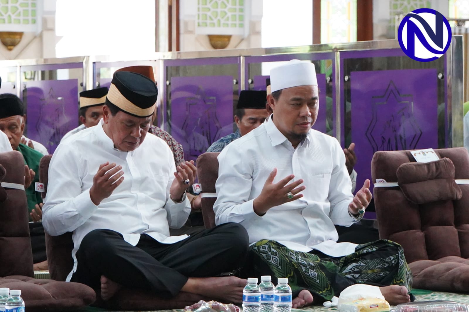 Bupati dan KH Hafis Gunawan berdoa Masjid Agung Al-Amjad Tigaraksa Tangerang Bersyukur 394